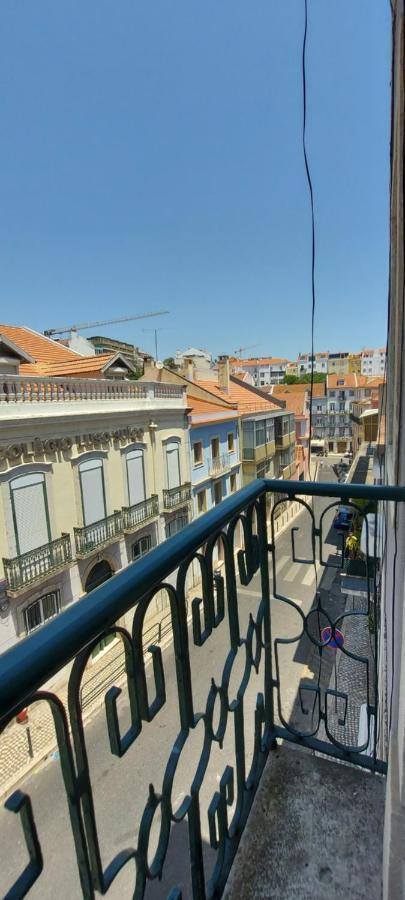 Portuguese Apartment In The Heart Of Lissabon Exterior foto